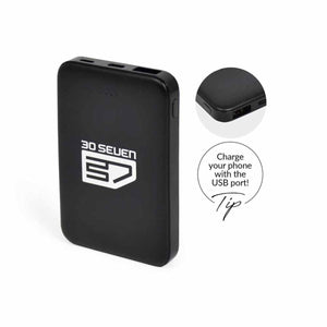 Black 30seven power bank with USB charging port