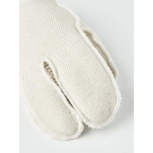 Hestra off white knit wool mitten with split thumb design