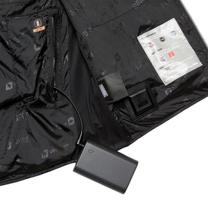 Venture Heat jacket interior with battery pack connected and instruction label