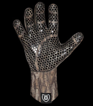 Stormr camouflage glove with black hexagonal grip pattern on palm