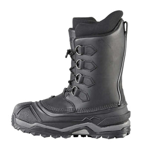 Baffin black leather winter boot with lace up closure and rubber sole