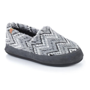 Acorn grey faux fur slipper with chevron pattern and dark grey suede trim