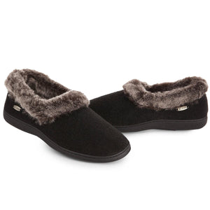 Acorn black slippers with faux fur trim