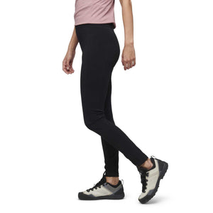 Black Diamond black leggings worn with beige and black hiking shoes