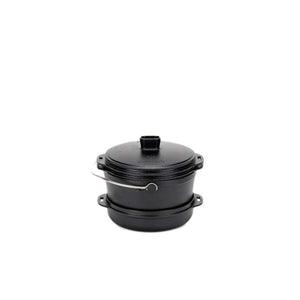 Snow Peak black cast iron dutch oven with lid and metal handle