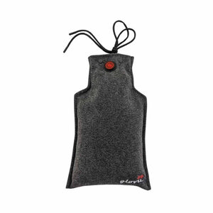 Glovii grey heated pouch with red power button and drawstring
