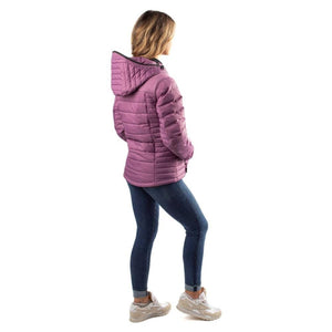 Woman wearing a purple quilted hooded jacket with blue jeans and sneakers