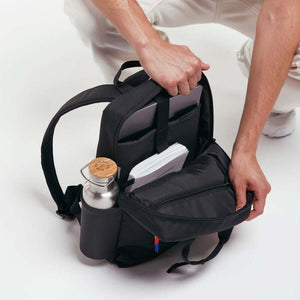 Got Bag black backpack with laptop and water bottle inside