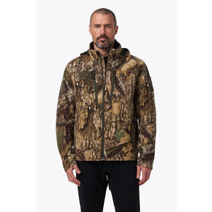 Man wearing a Mobile Warming camouflage hooded jacket with front zipper pockets