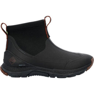 Muck black waterproof ankle boot with pull tabs and textured rubber sole
