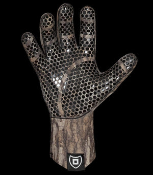 Stormr camouflage glove with black hexagonal grip pattern on palm