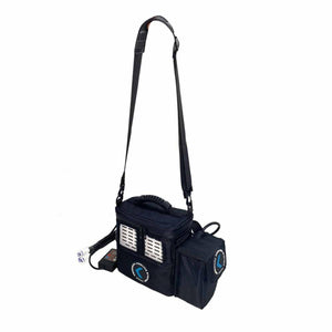 CompCooler black shoulder bag with integrated cooling system and adjustable strap